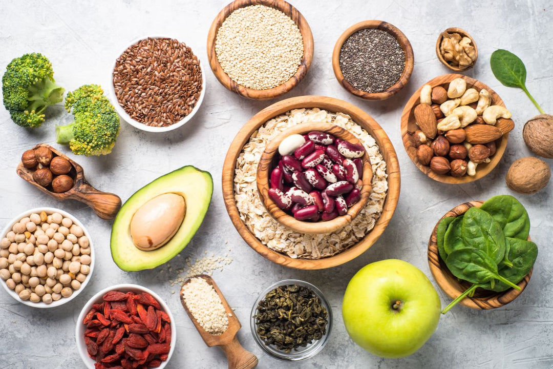 Menowell healthy foods: avocado, apple, nuts and seeds